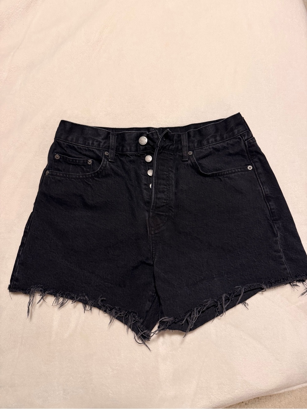 Aritzia Denim Forum Size 26 a High-Waist Black Denim Frayed Hem Women's Shorts